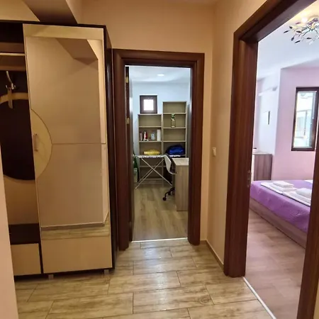 Lovely One Bedroom Apаrtment In Apartament *