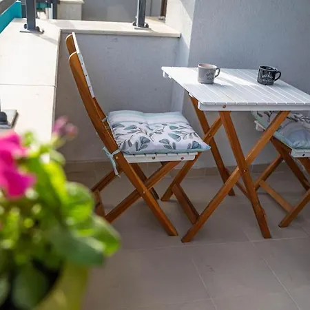 Apartmán Lovely One Bedroom Apаrtment In Varna
